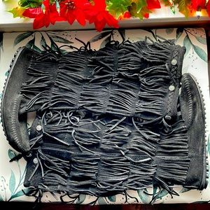 Minnetonka Suede Fringe Boots